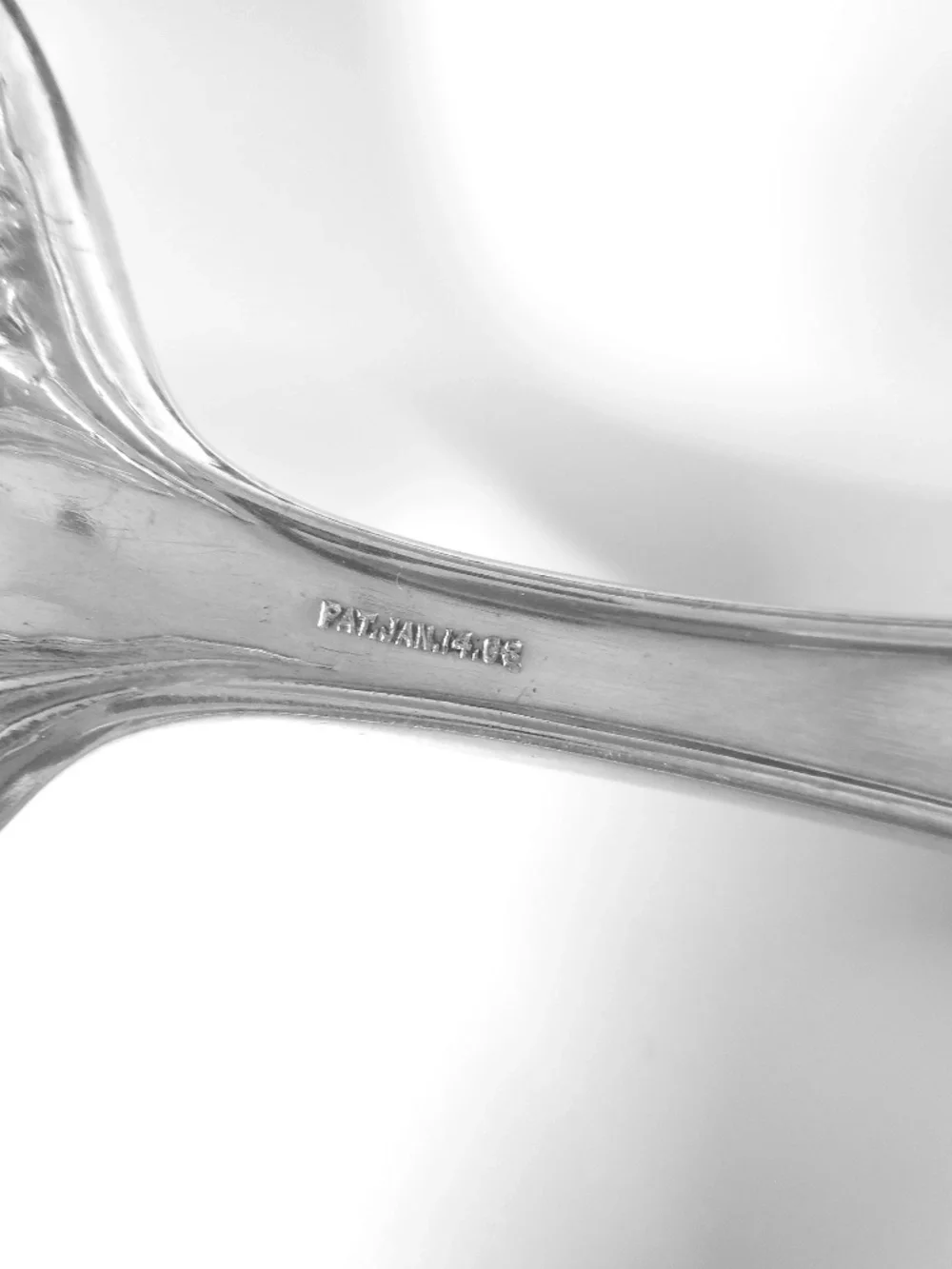VTG 1908 Wm Rogers W R Keystone CARNATION Silverplate Floral Serving Fork 8.25
